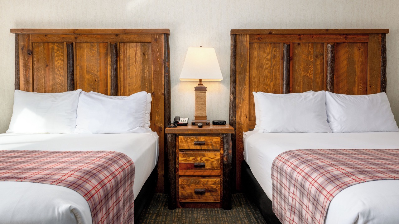 Photo of Bedroom in Branson Theater District
