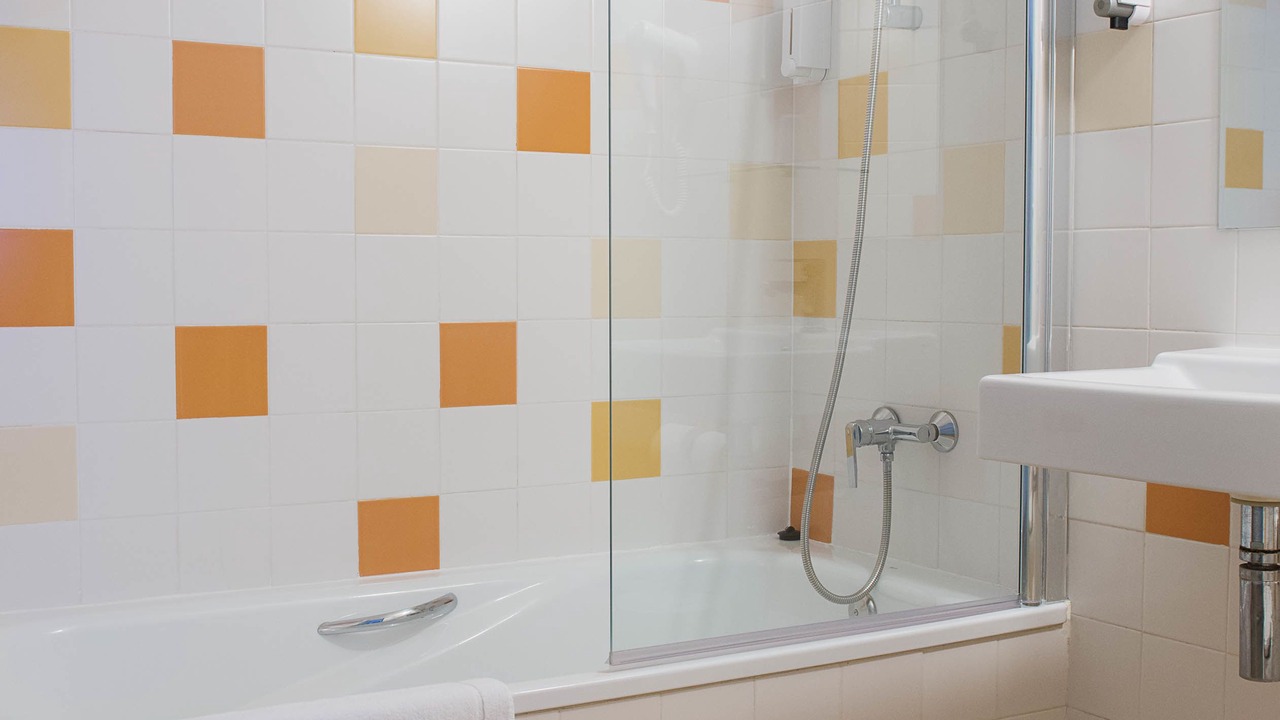 Photo of Bathroom in Salt