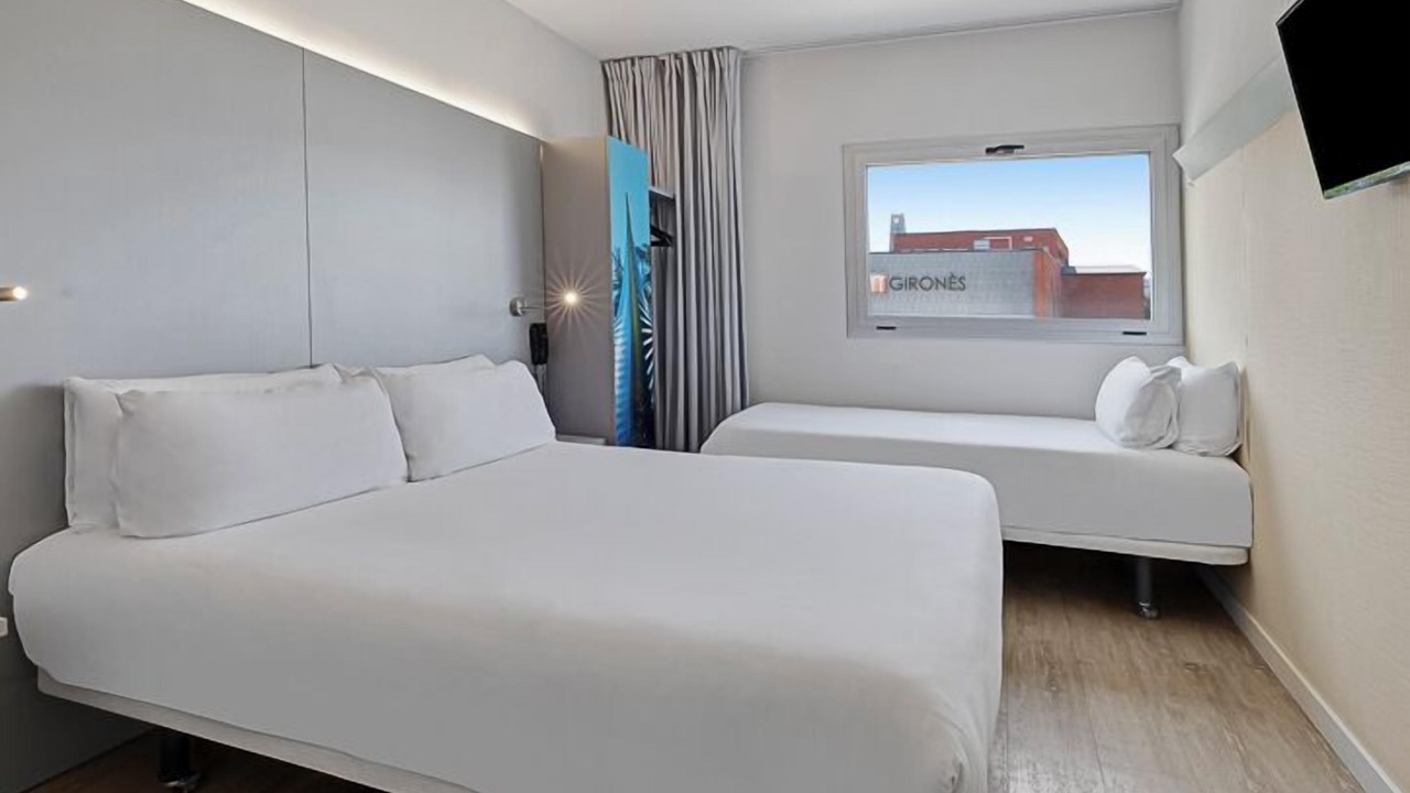 Photo of Bedroom in Salt
