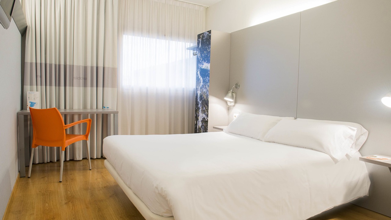 Photo of Bedroom in Salt