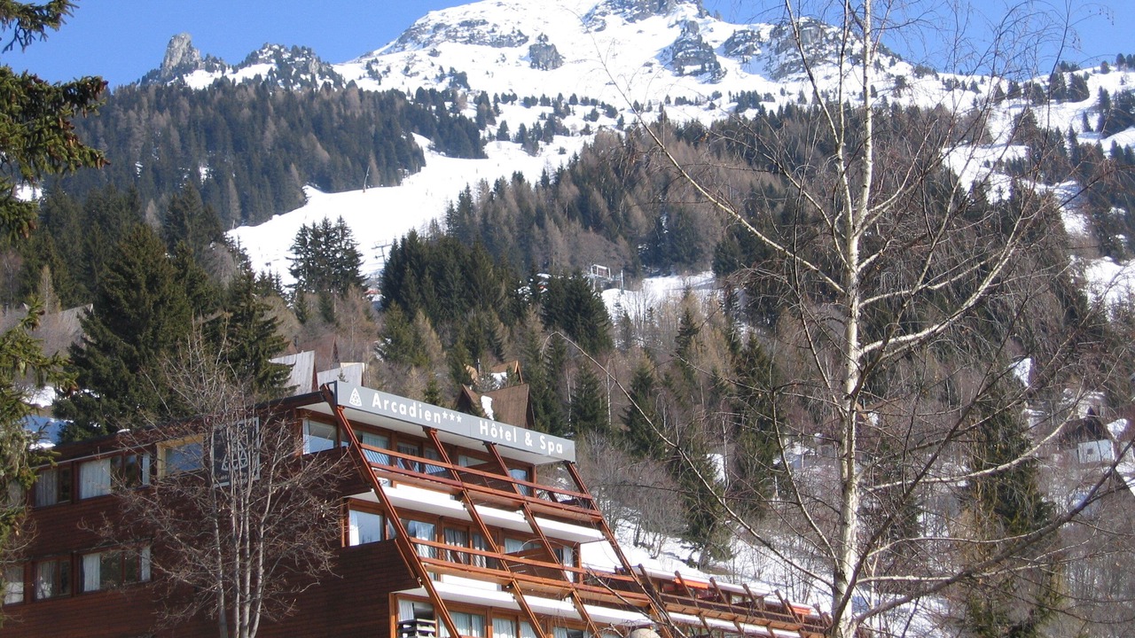 Photo of Outdoor in Arc-1600