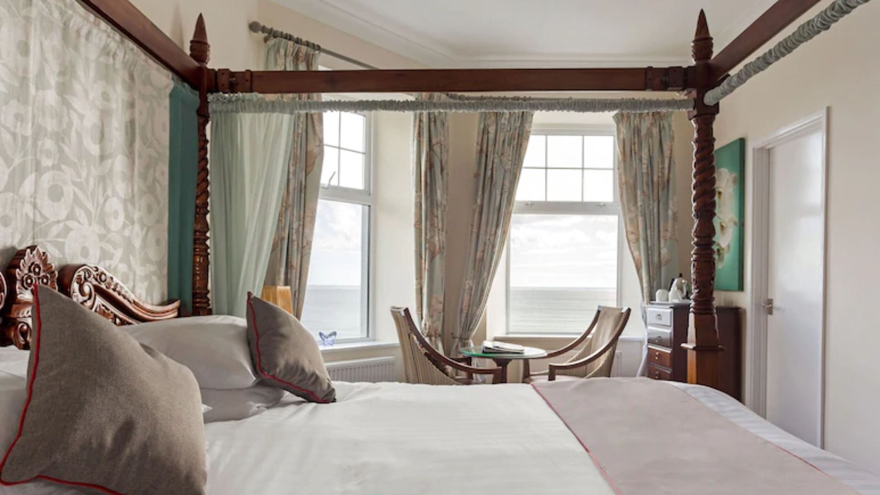 Photo of Bedroom in Maenporth