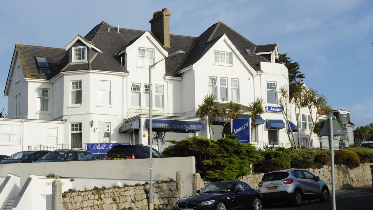 Photo of Outdoor in Maenporth