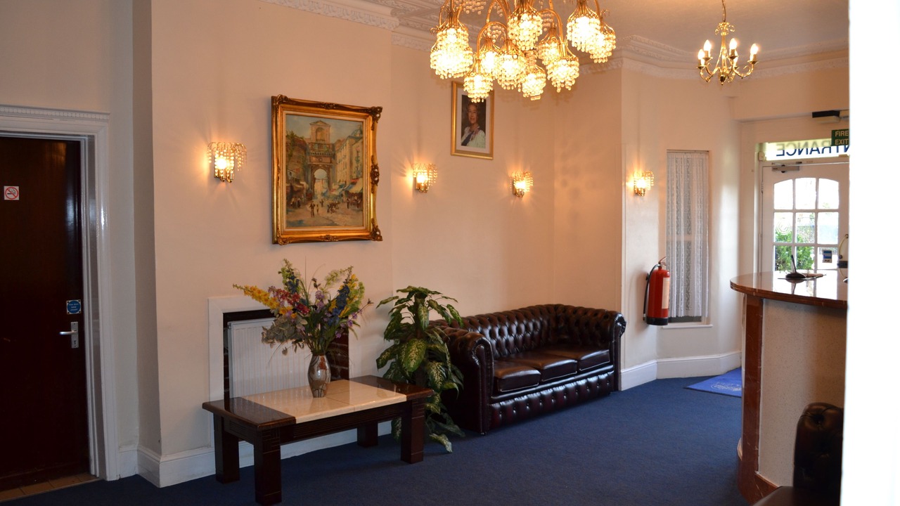 Photo of Livingroom in Cranbrook