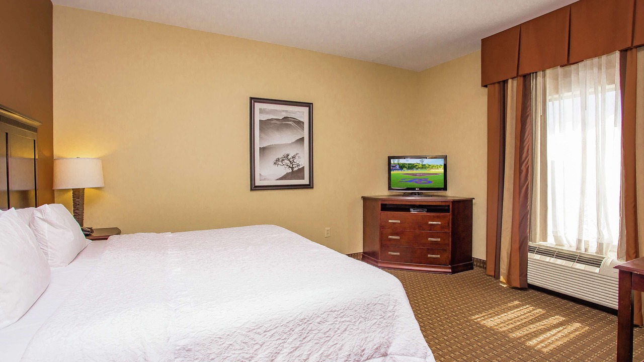 Photo of Bedroom in Kodak