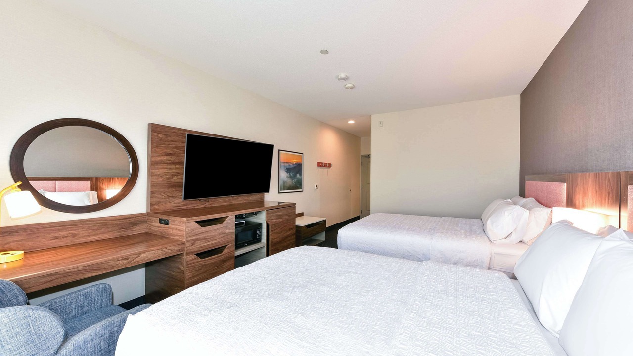 Photo of Bedroom in Pittsburg