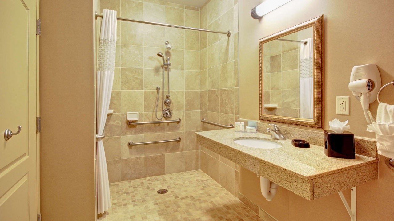 Photo of Bathroom in Alexandria