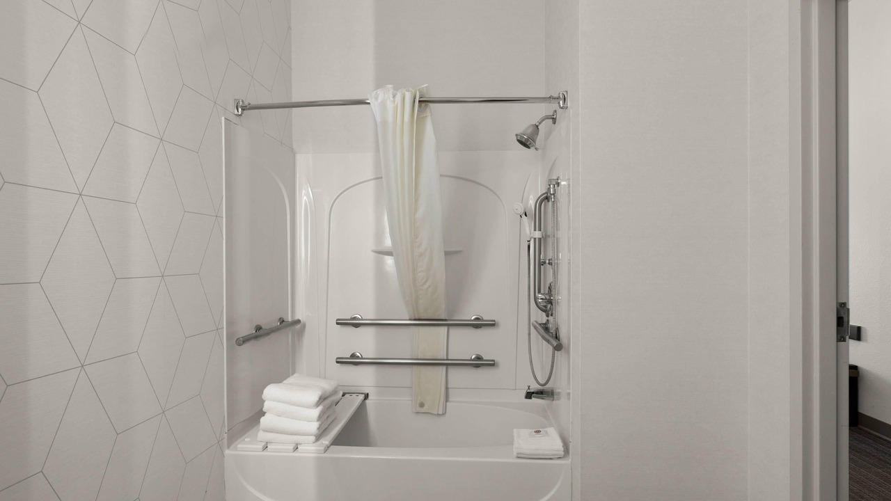 Photo of Bathroom in Ashley Oaks