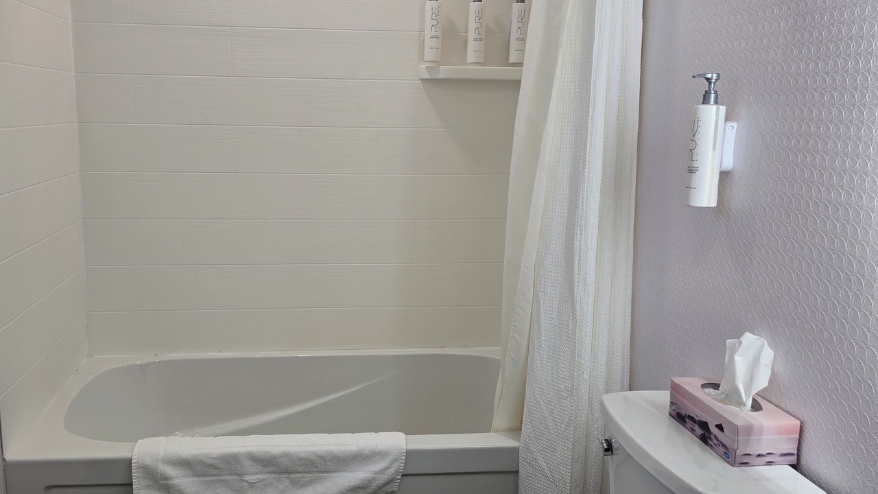 Photo of Bathroom in Gananoque