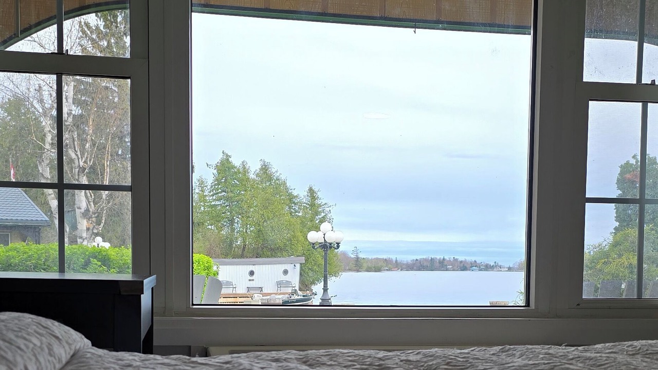 Photo of Bedroom in Gananoque