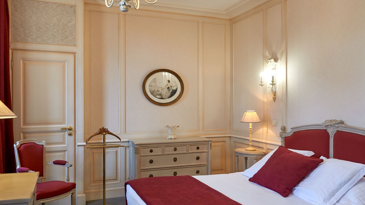 Photo of Bedroom in Moulins