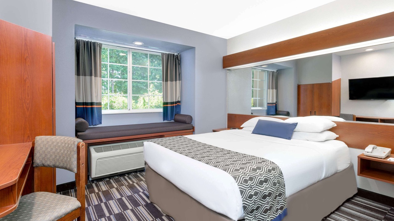 Photo of Bedroom in Bowdon Junction