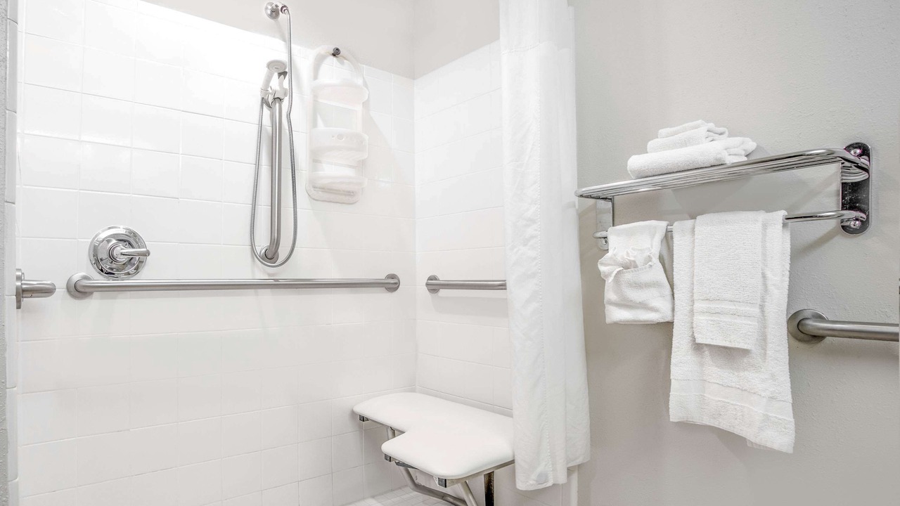 Photo of Others in Bowdon Junction