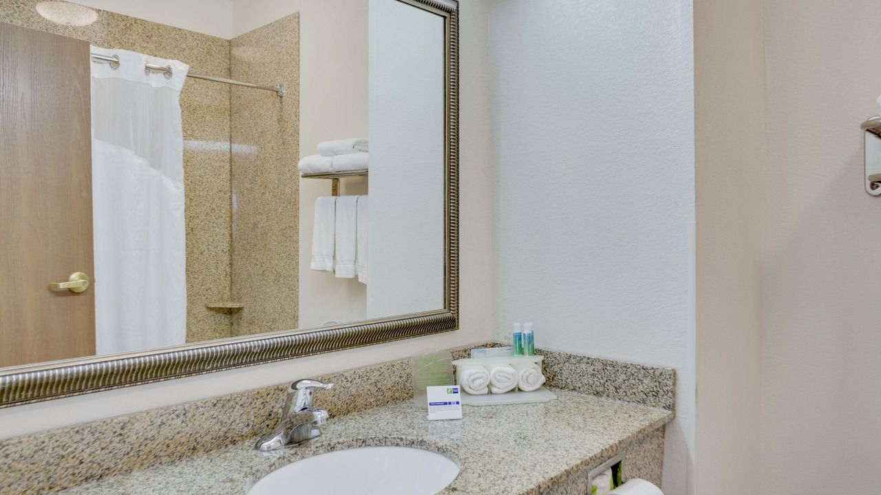 Photo of Bathroom in Central Oklahoma City