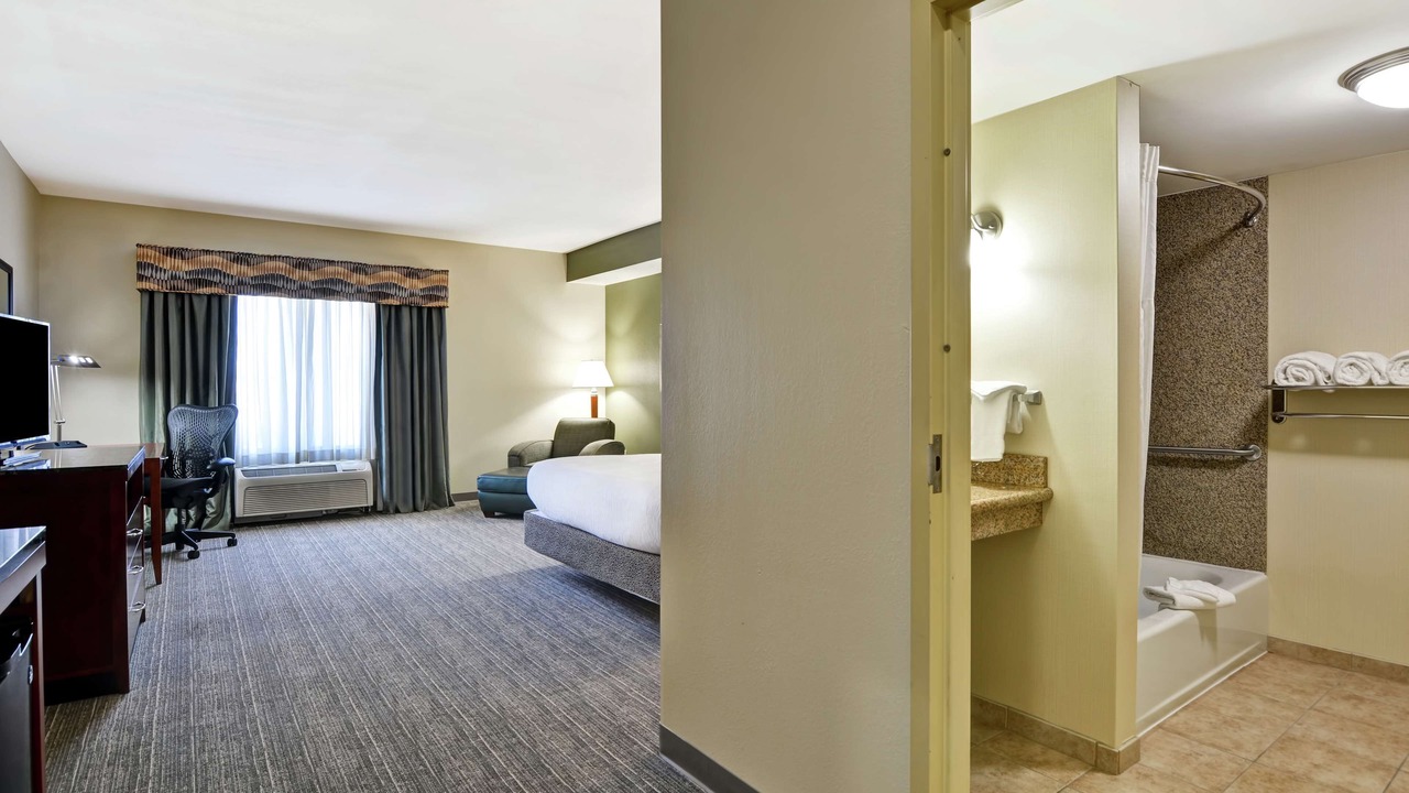 Photo of Bedroom in Conway