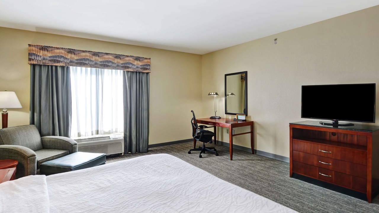 Photo of Bedroom in Conway