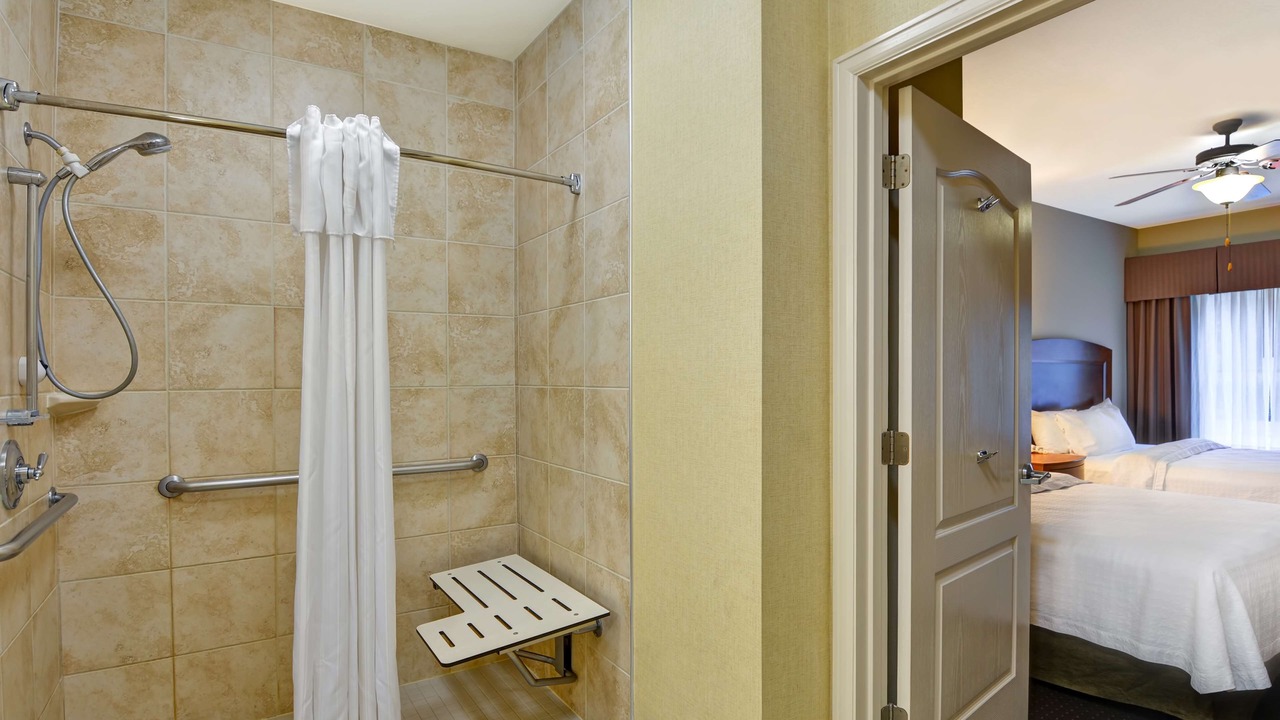 Photo of Bathroom in Energy Corridor