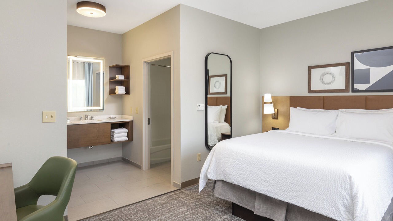 Photo of Bedroom in Rogers