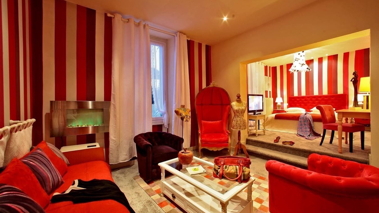 Photo of Others in Saint-Saud-Lacoussiere