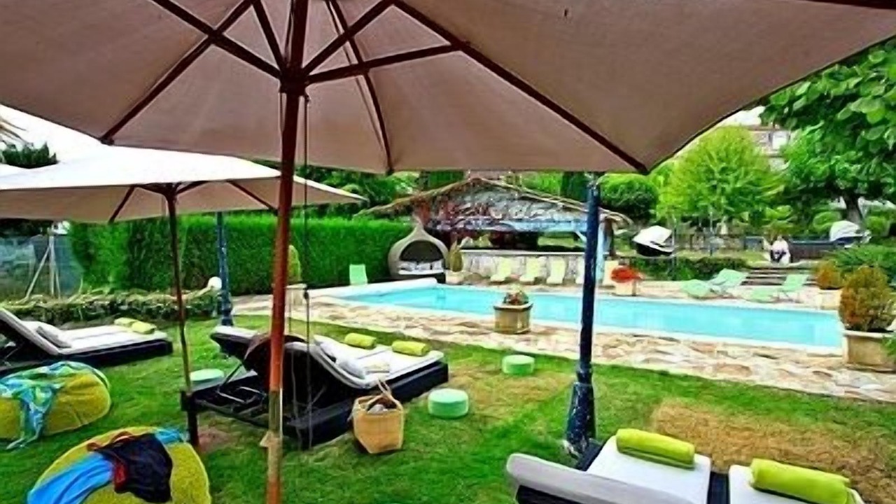 Photo of Outdoor in Saint-Saud-Lacoussiere