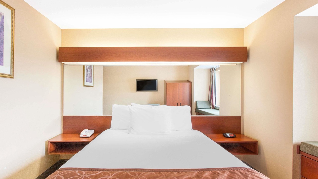 Photo of Others in Rogers