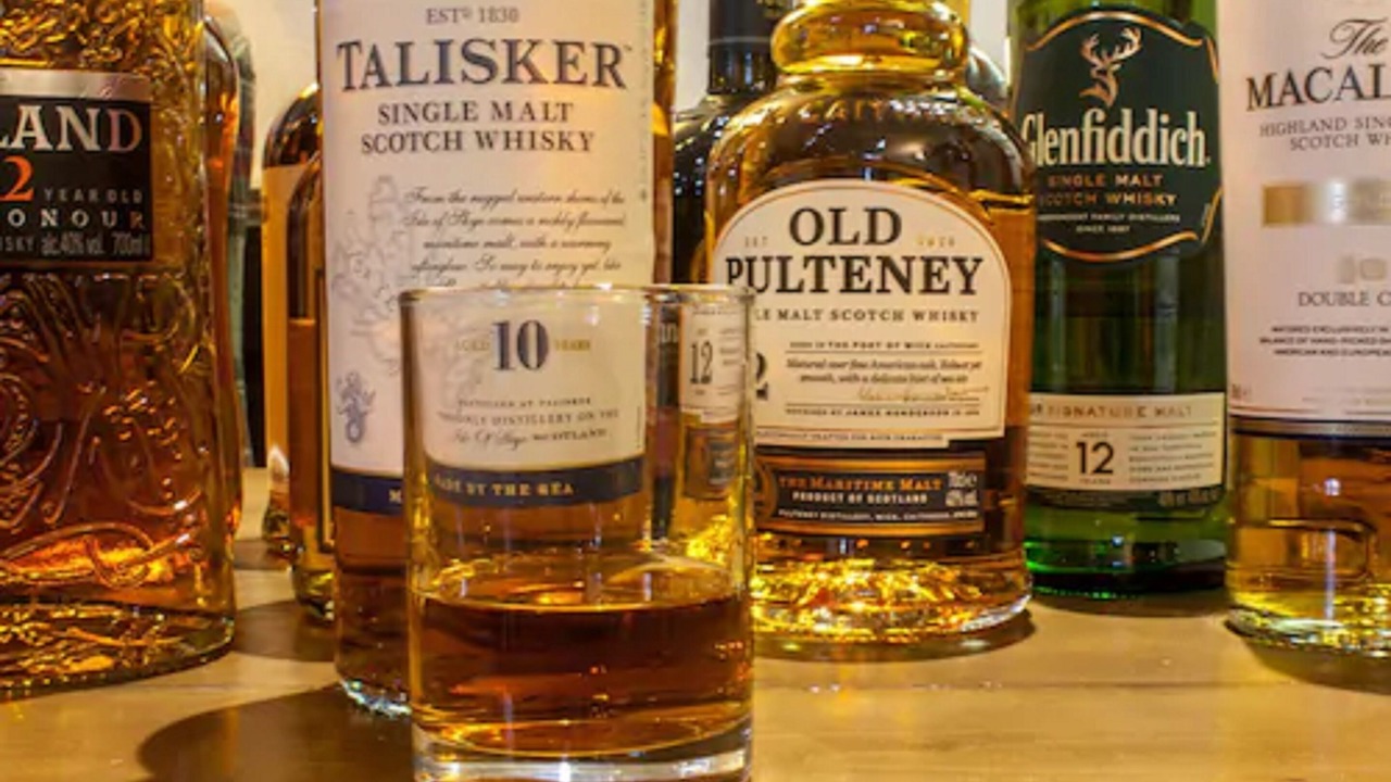 Photo of Others in Nostie