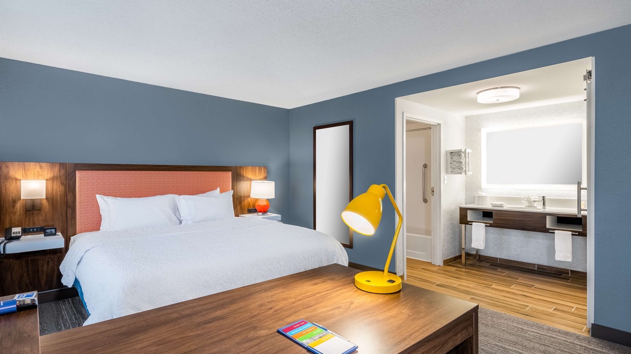 Photo of Bedroom in Hopkinsville