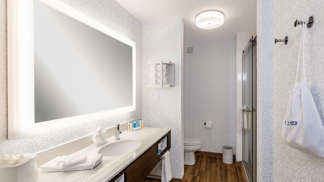 Photo of Bathroom in Hopkinsville