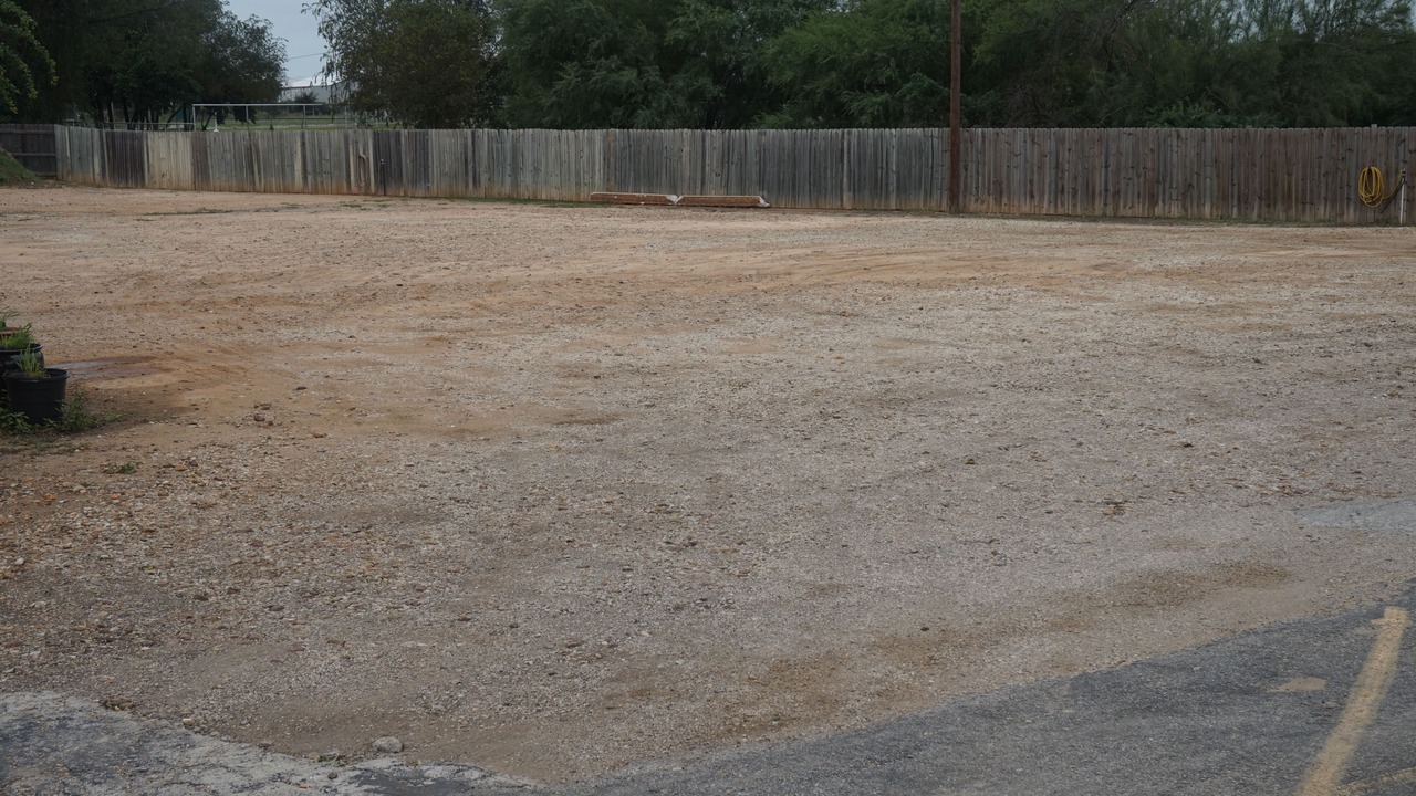 Photo of Others in Pearsall