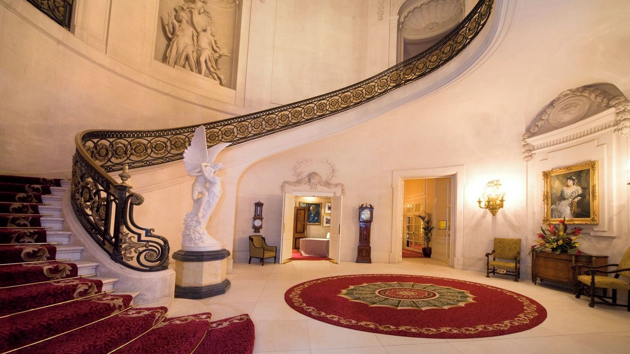 Photo of Others in Luton