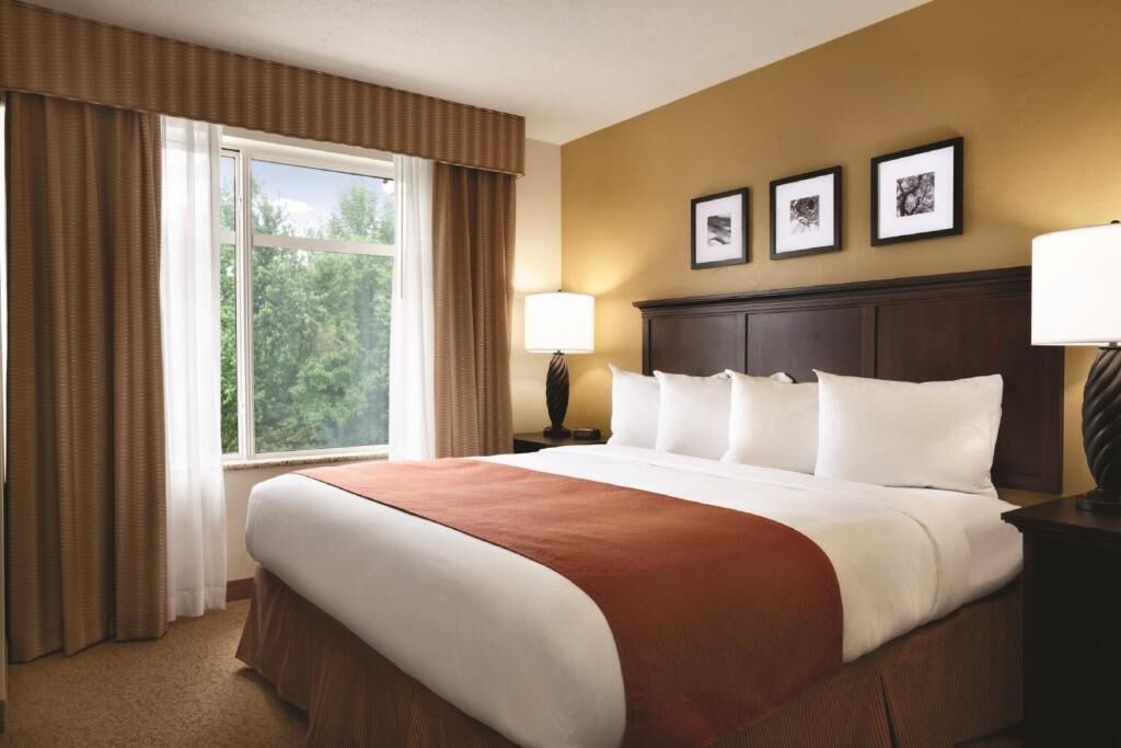 Photo of Bedroom in Pineville