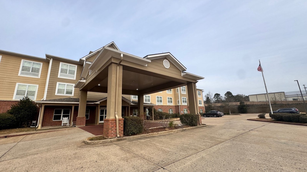 Photo of Outdoor in Pineville