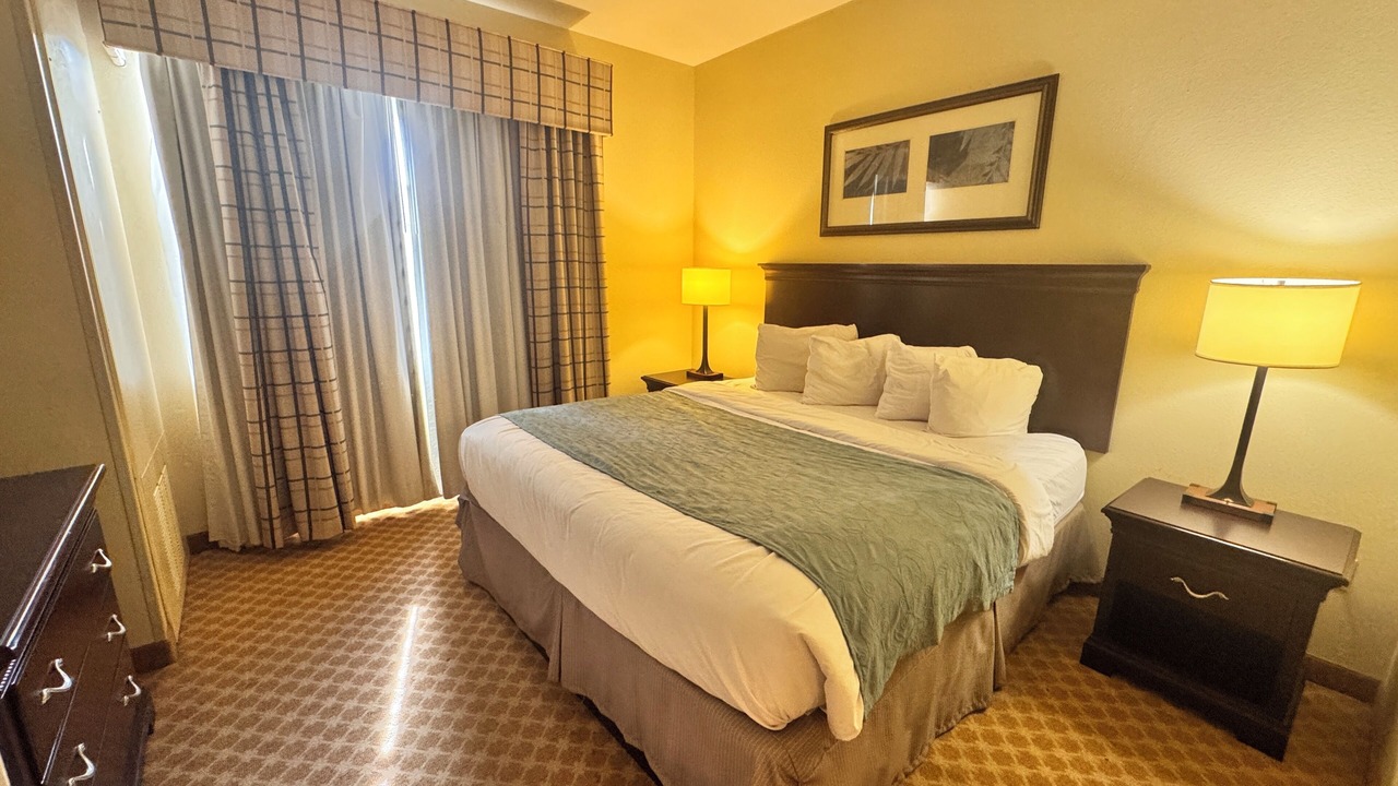 Photo of Bedroom in Pineville