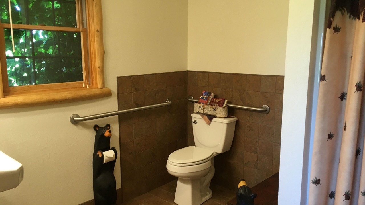 Photo of Bathroom in Ashland