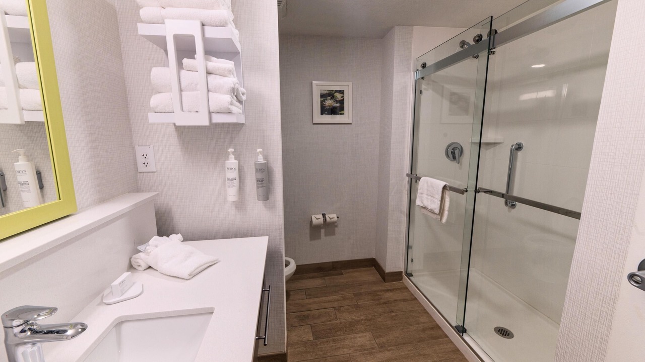 Photo of Bathroom in Jasper