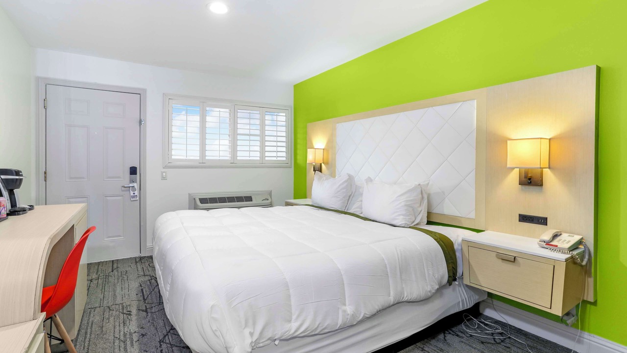 Photo of Bedroom in Central Berkeley