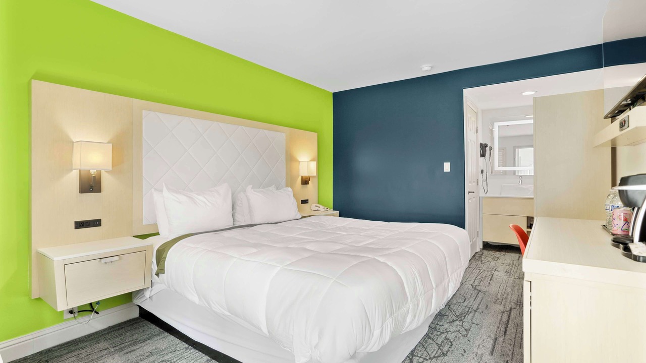 Photo of Bedroom in Central Berkeley