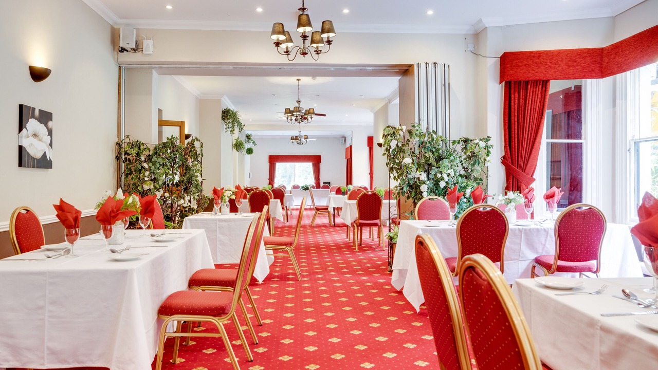 Photo of Others in Cleedownton