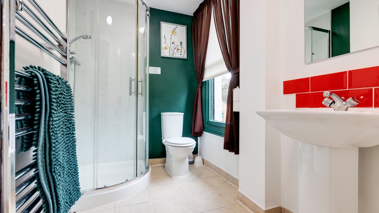 Photo of Others in Cleedownton