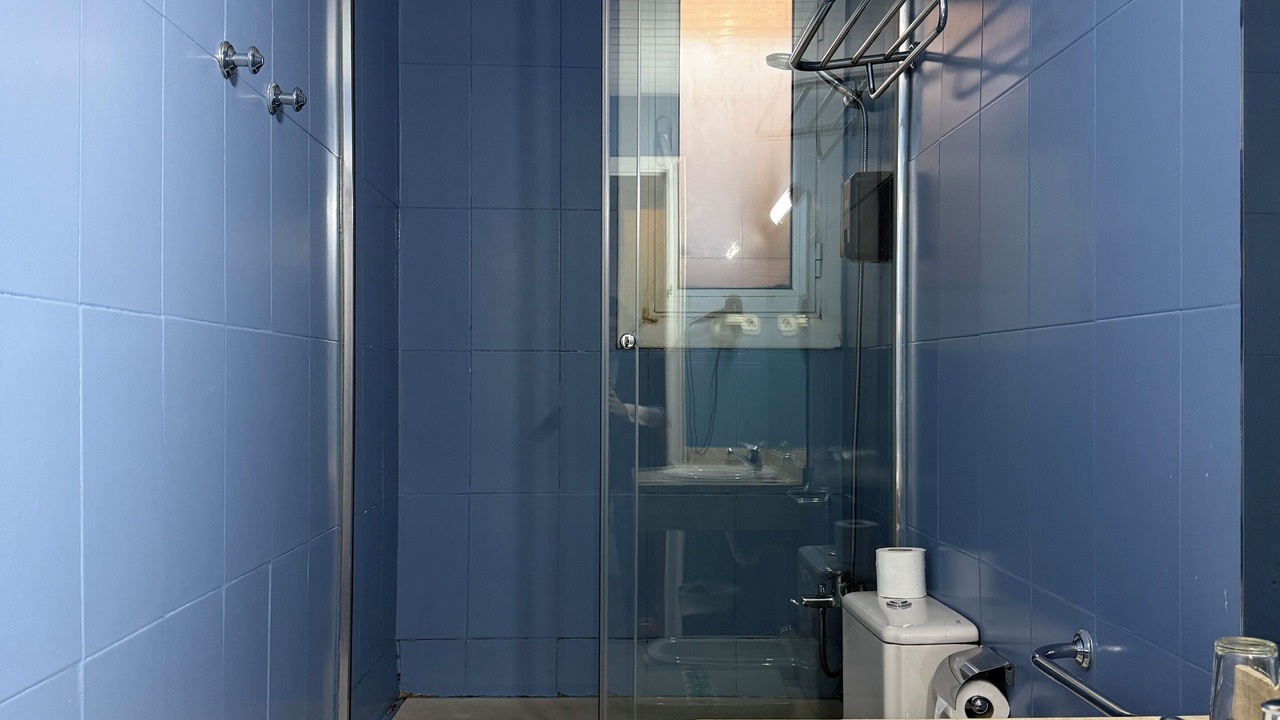 Photo of Bathroom in Barri Centre