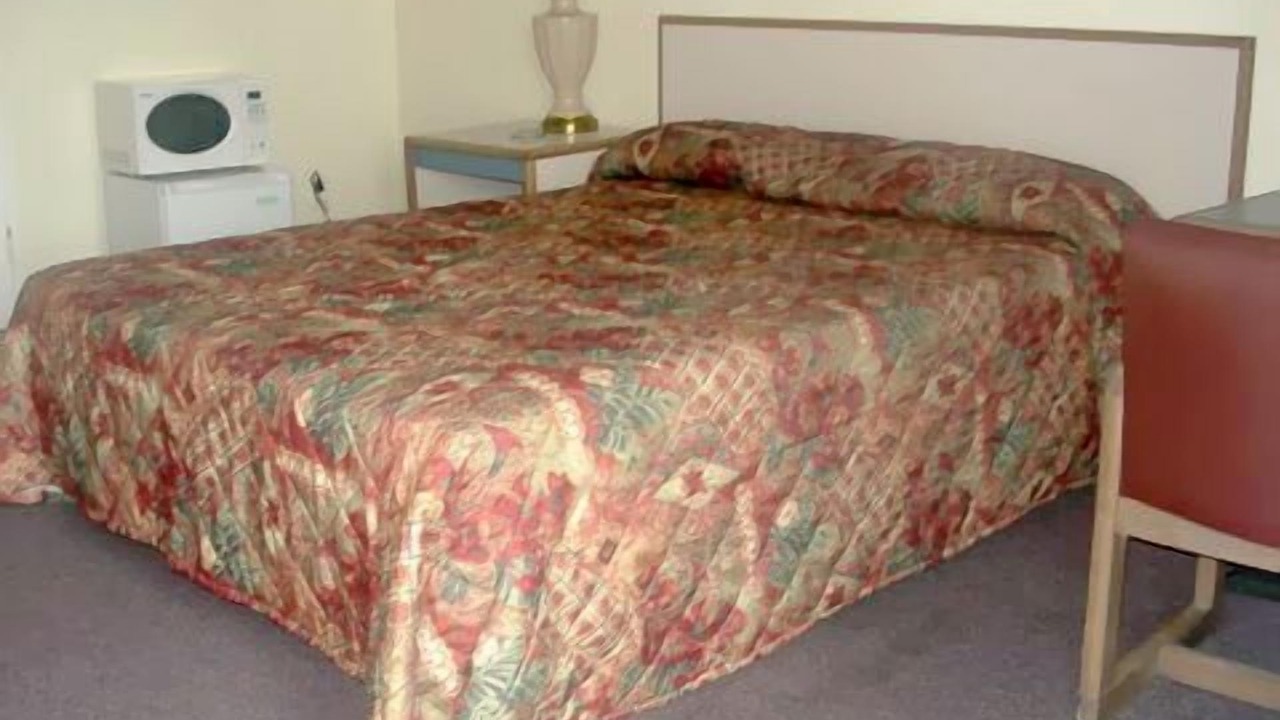 Photo of Bedroom in Pleasantville