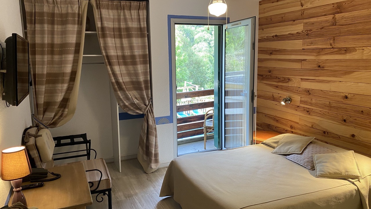 Photo of Bedroom in Le Lauzet-Ubaye
