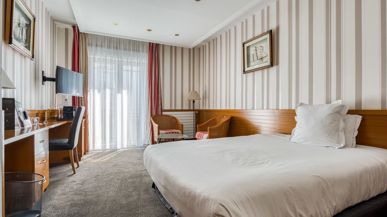 Photo of Bedroom in Saint-Nazaire