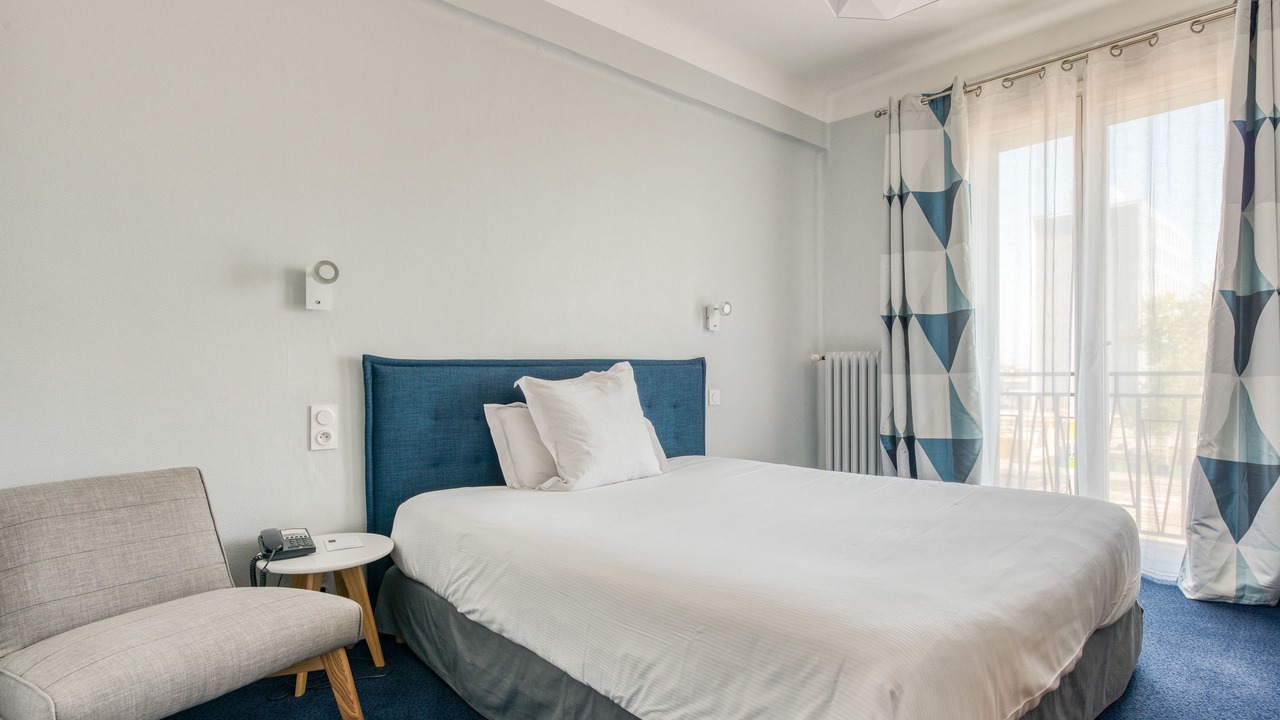 Photo of Bedroom in Saint-Nazaire