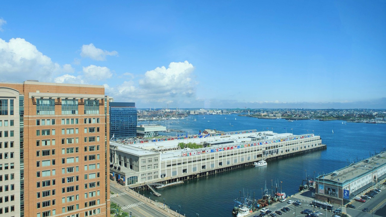 Photo of Bedroom in Seaport District