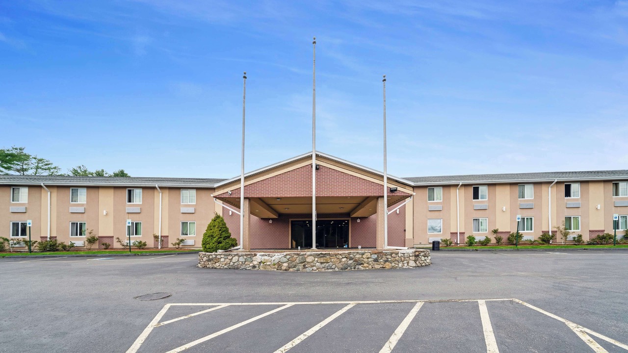 Photo of Outdoor in Foxboro