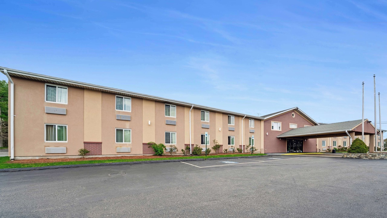 Photo of Outdoor in Foxboro