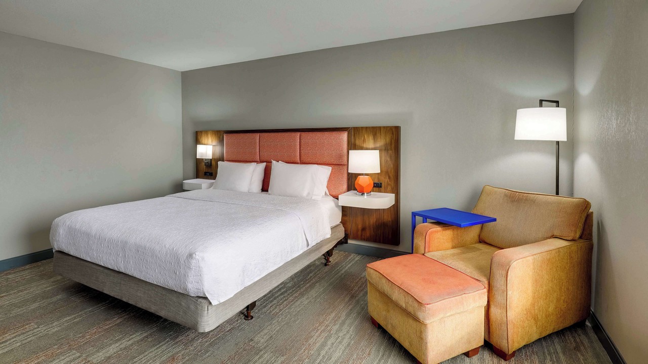 Photo of Bedroom in Glen Carbon
