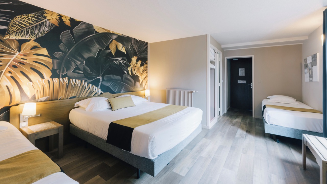 Photo of Bathroom in La Madeleine-Bellevue