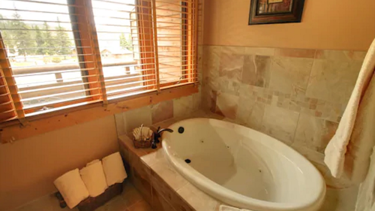 Photo of Bathroom in Savoy